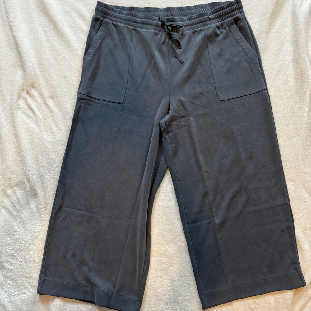 Talbots Charcoal Wide-Leg Cropped Pants